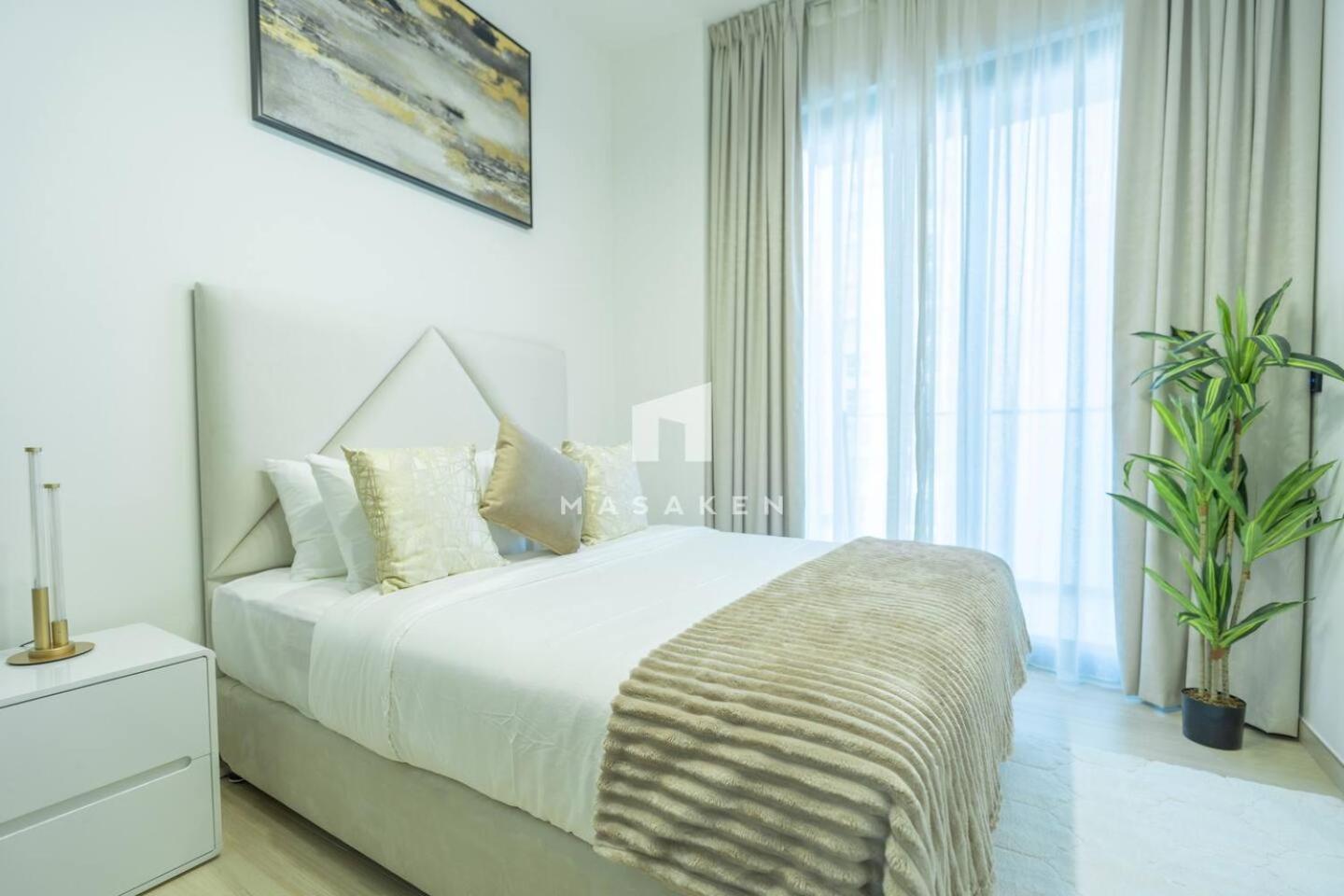 New 1 Bedroom With Balcony In Jvc Apartment