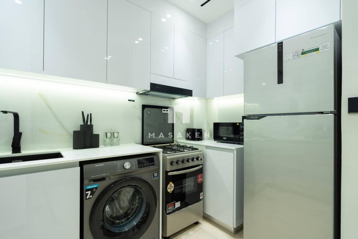 New 1 Bedroom With Balcony In Jvc