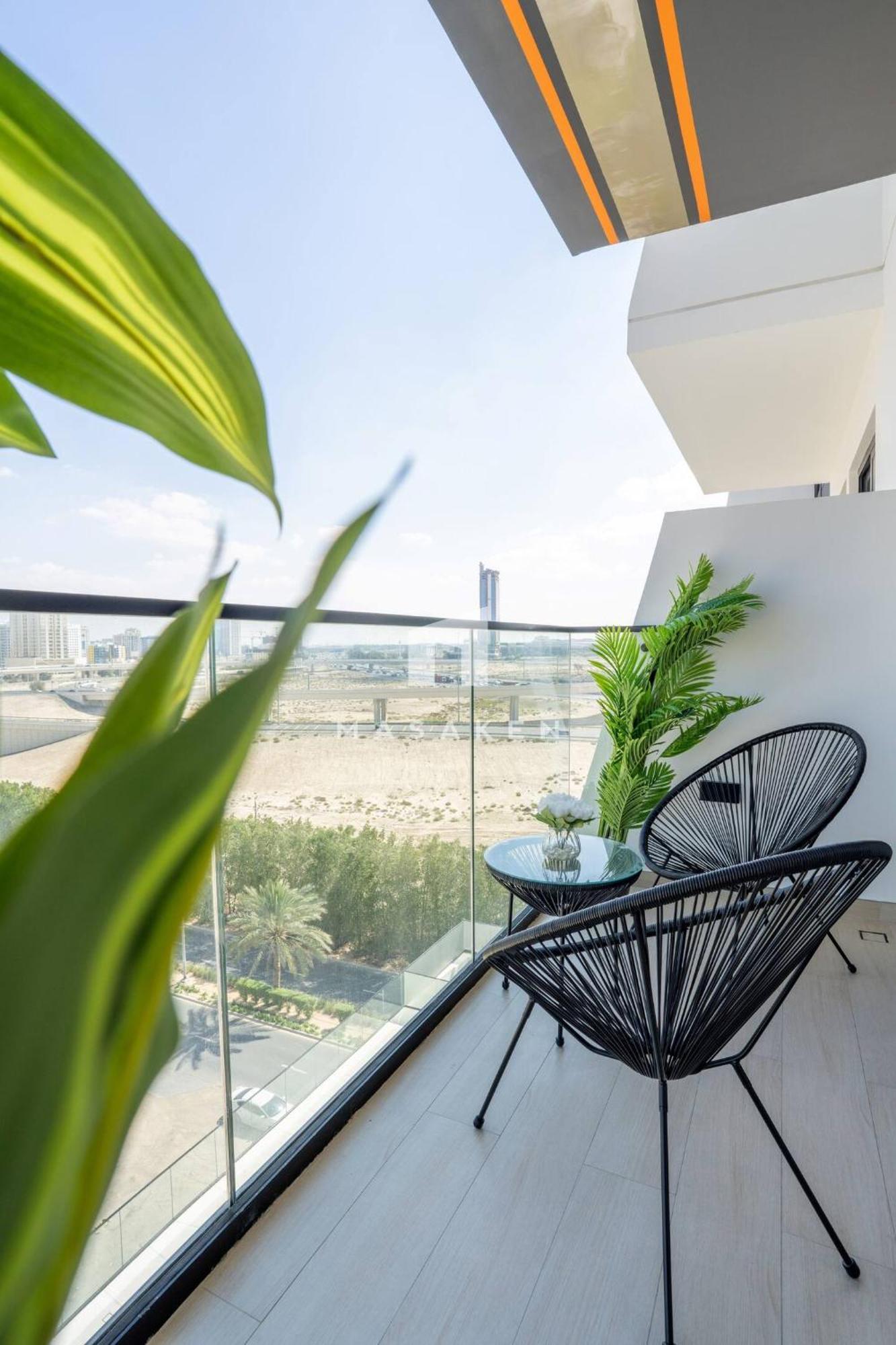 New 1 Bedroom With Balcony In Jvc
